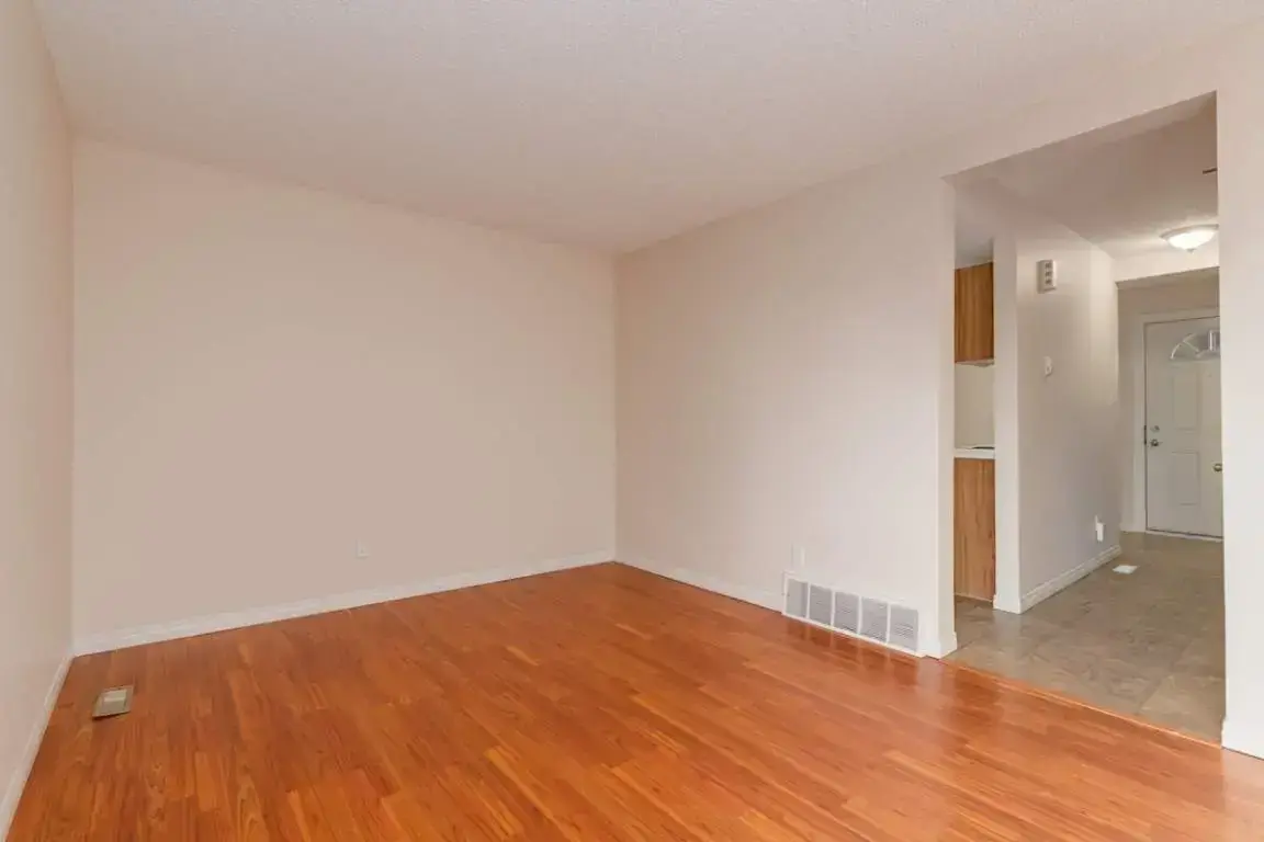 Hooke County Townhomes - Photo 6