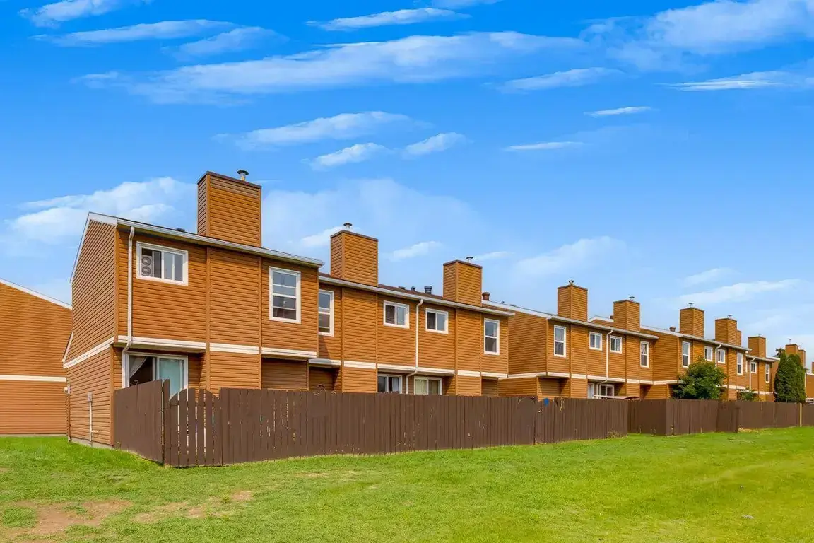 Hooke County Townhomes - Photo 29
