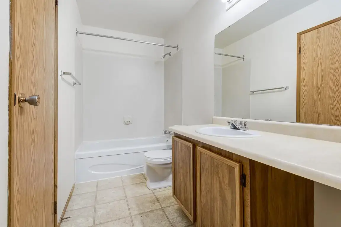 Huntington Hill Coach Homes - Photo 6