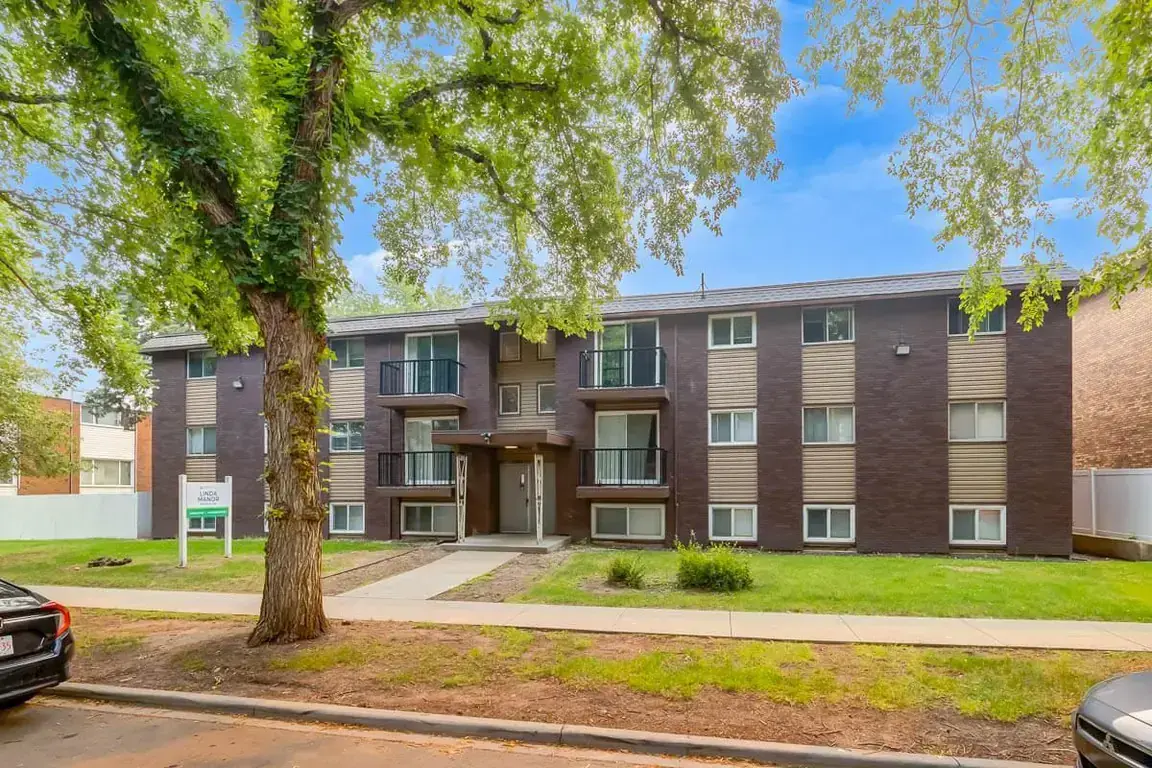Linda Manor apartments for rent in Edmonton.