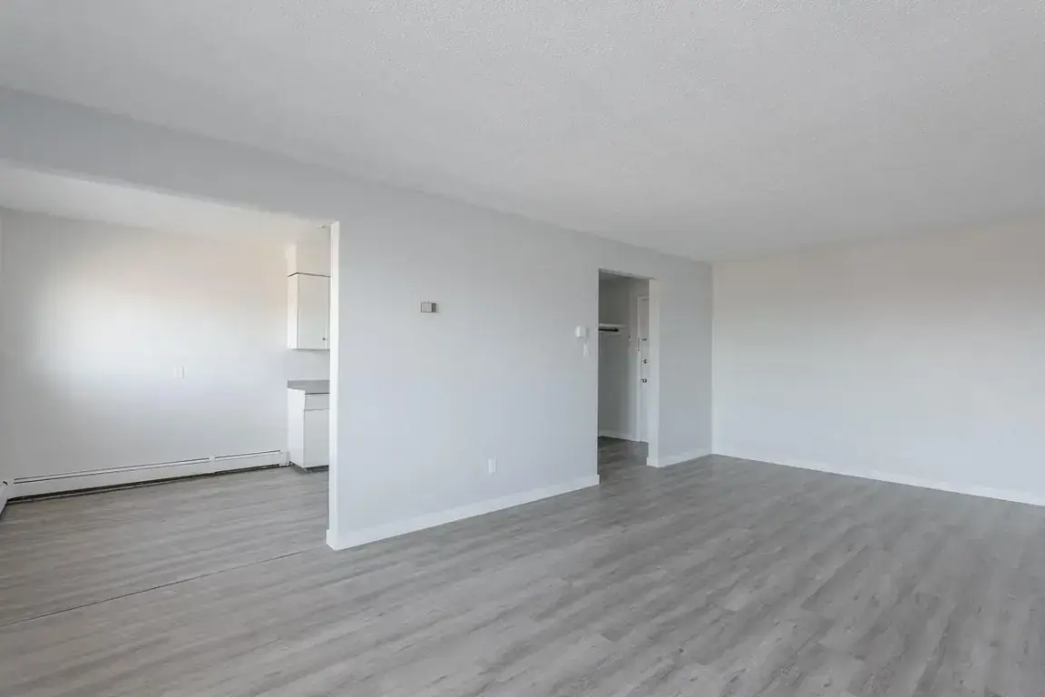 Soho Manor - Photo 15