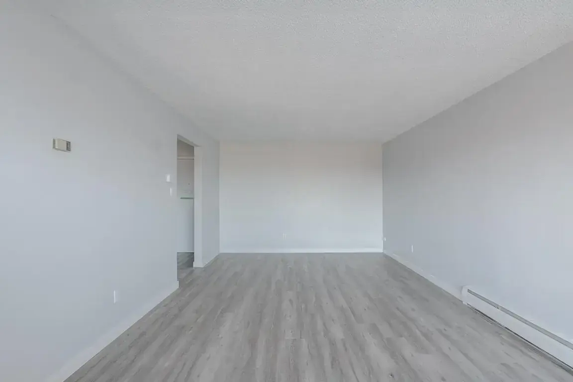 Soho Manor - Photo 16