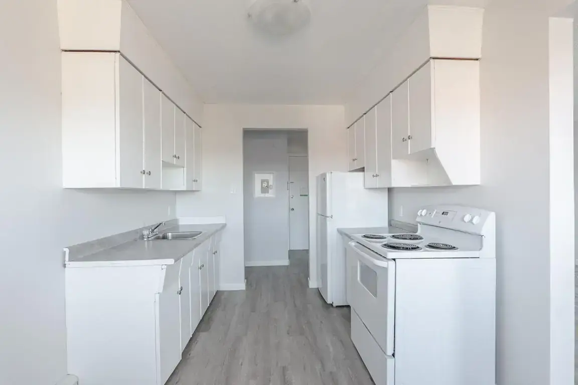 Soho Manor - Photo 18