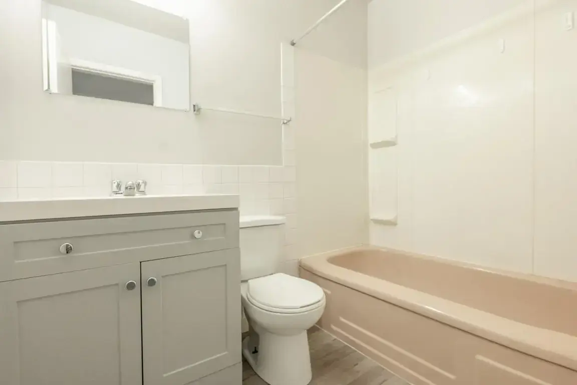 Soho Manor - Photo 23