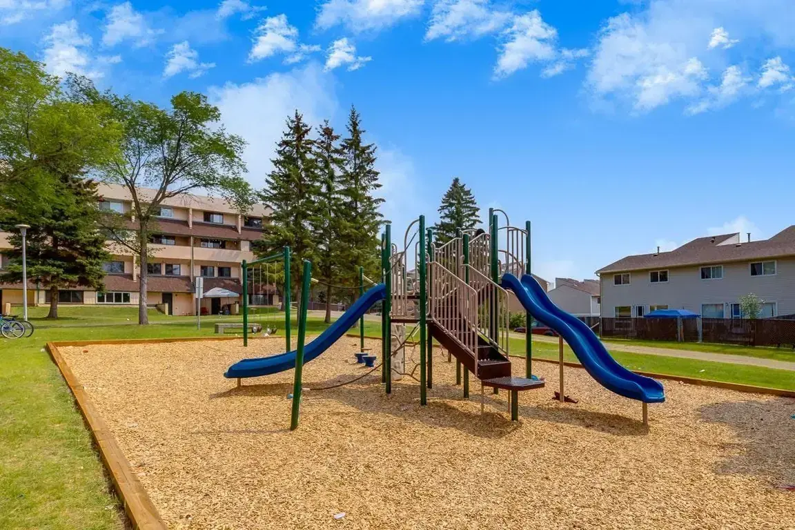 South Ridge Townhomes - Photo 3