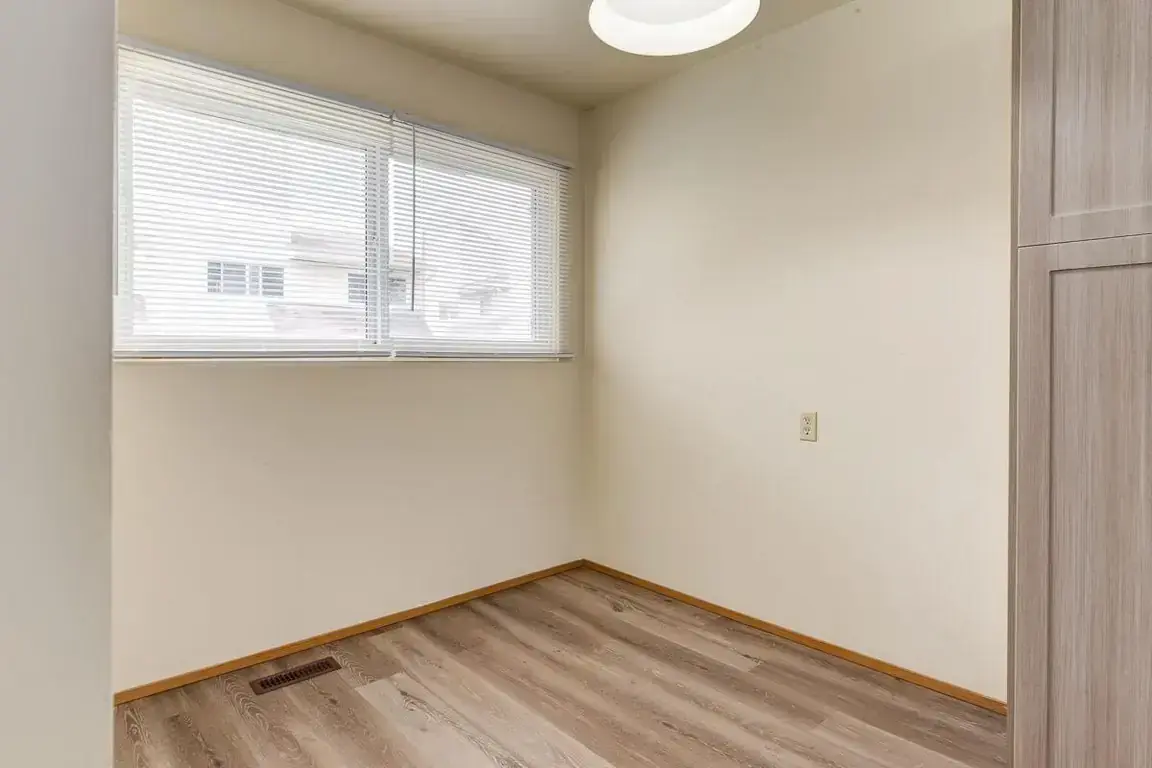 South Ridge Townhomes - Photo 34