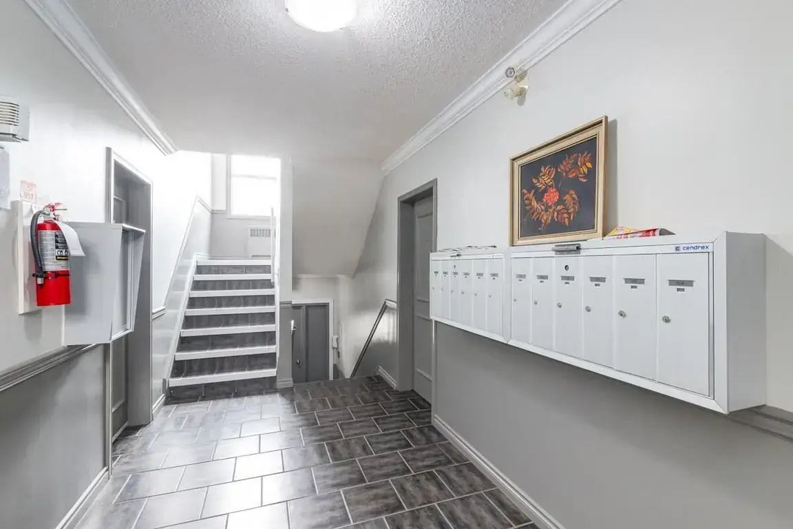 Steven Manor - Photo 30