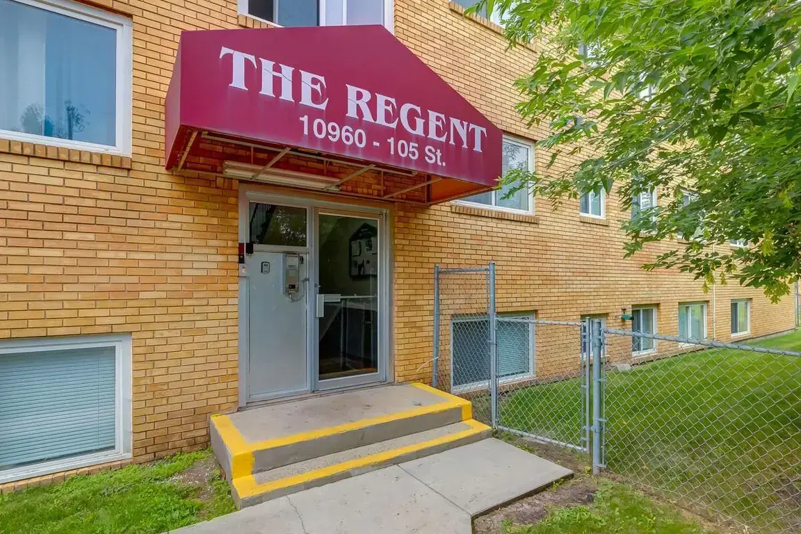 The Regent - Photo 21