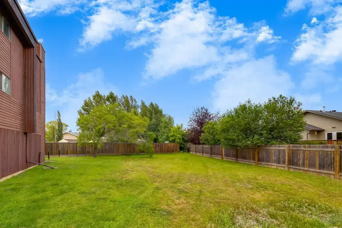 Generous size of green space next to Cambridge Court in Lloydminster.