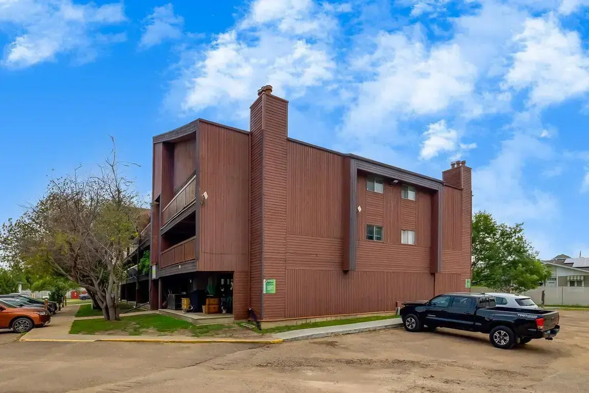Avenue Living apartments in Lloydminster.