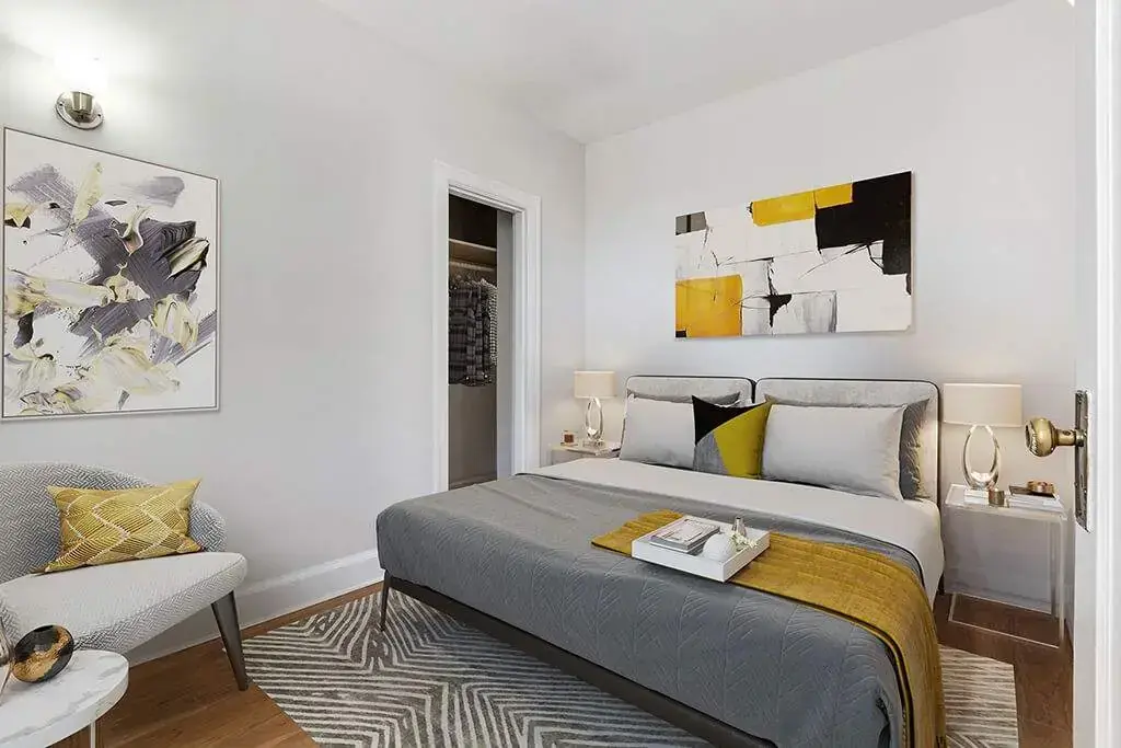 Chateau Apartments - Photo 3