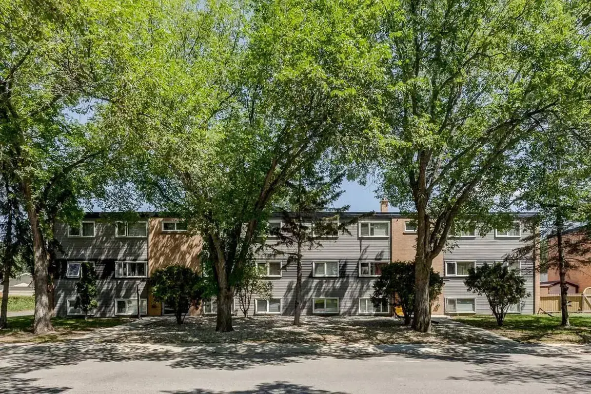 Crestwood Apartments - Photo 23