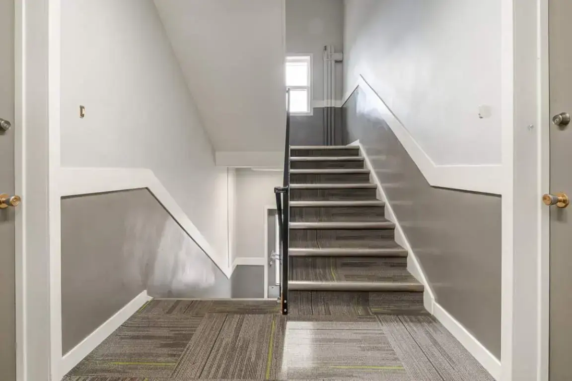 Lakeview Apartments - Photo 8