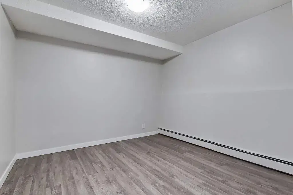 Good size bedroom at Caswell Manor in Saskatoon.