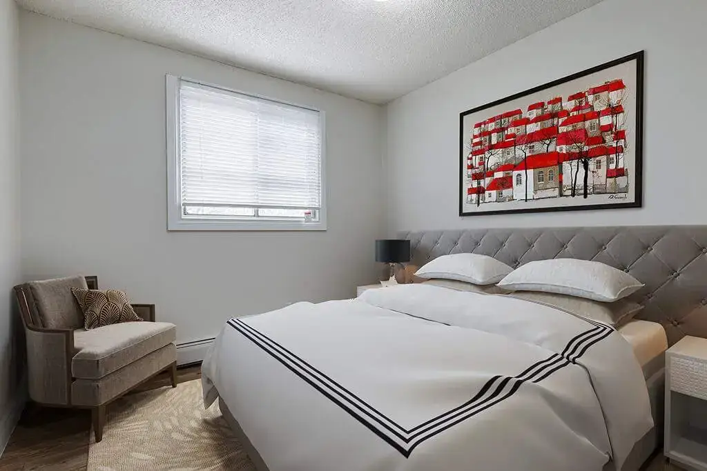 Good size bedroom at Erica Louise Manor in Saskatoon.