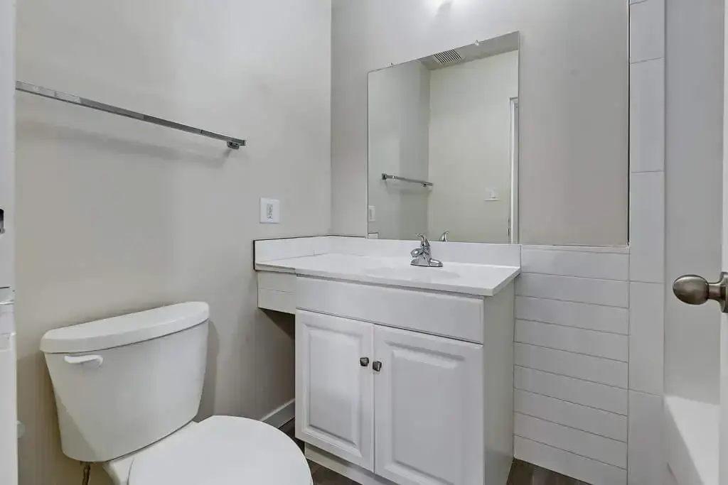 Grenada Apartments - Photo 7