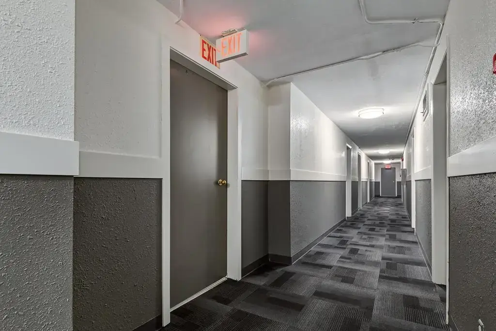 Huxley Apartments - Photo 14