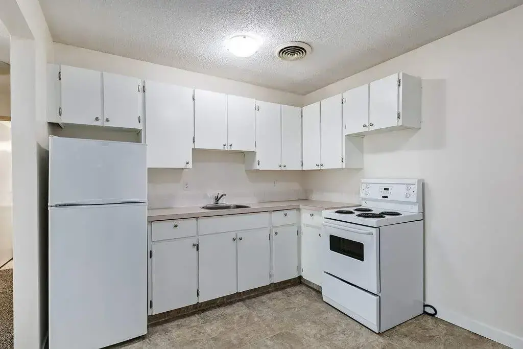 Huxley Apartments - Photo 11