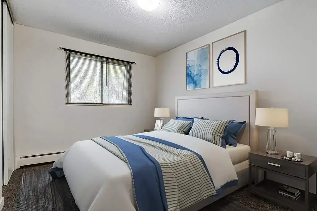 Huxley Apartments - Photo 3
