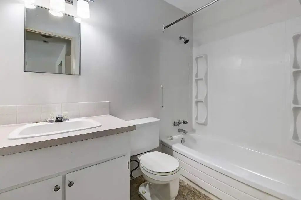 Huxley Apartments - Photo 13