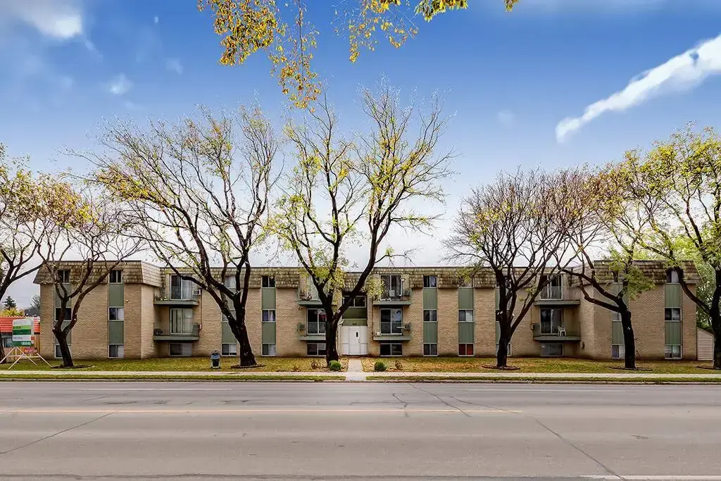 Huxley Apartments - Photo 17