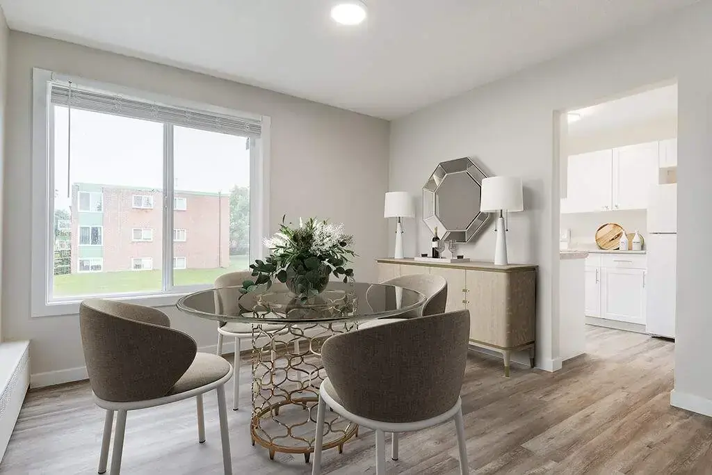 Main Street Villa - Photo 2