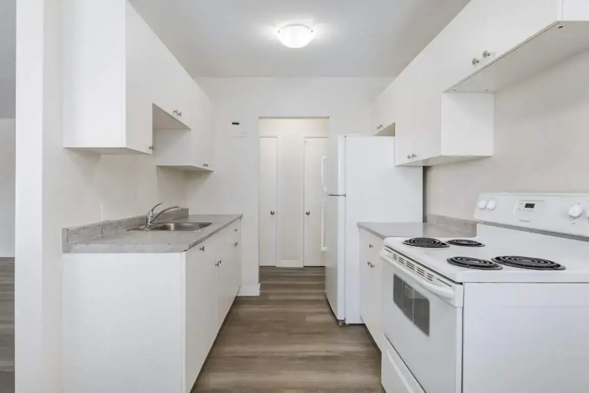 Main Street Villa - Photo 11