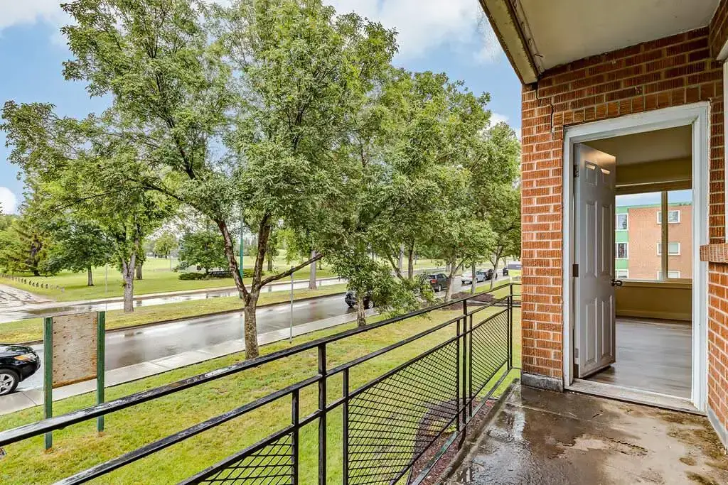 Main Street Villa - Photo 23