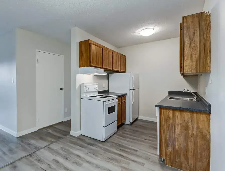 St. James Place - Photo 8