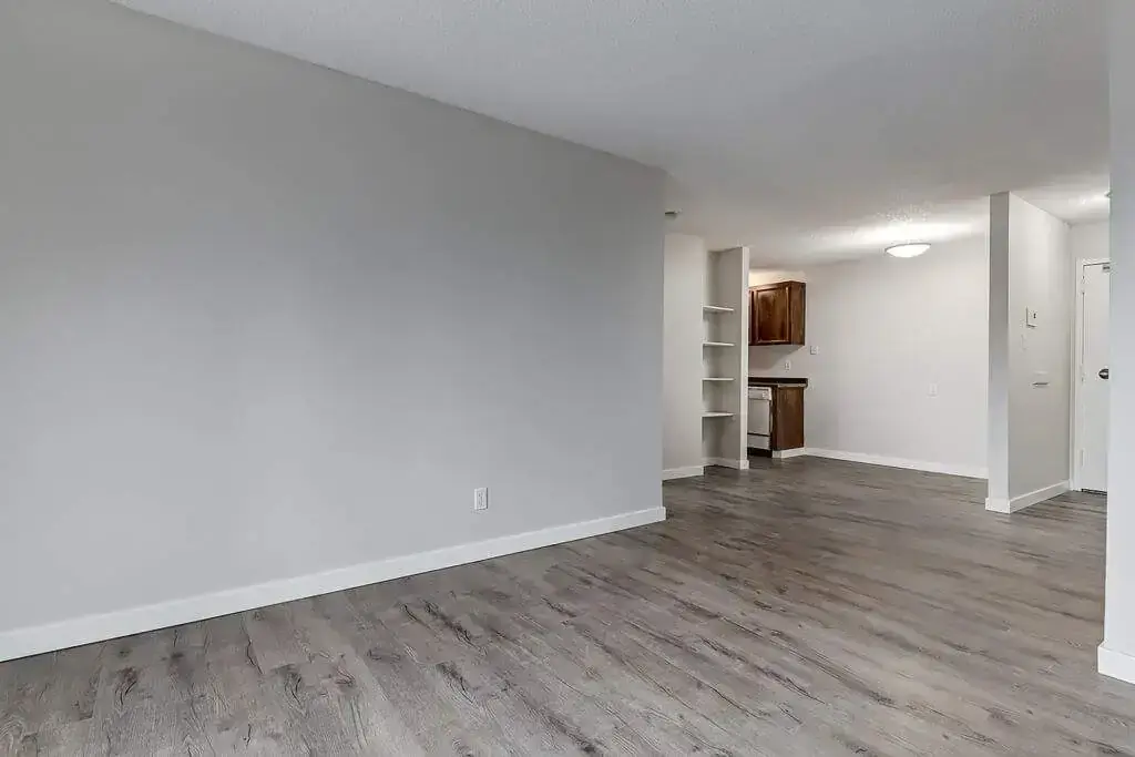 St. James Place - Photo 9
