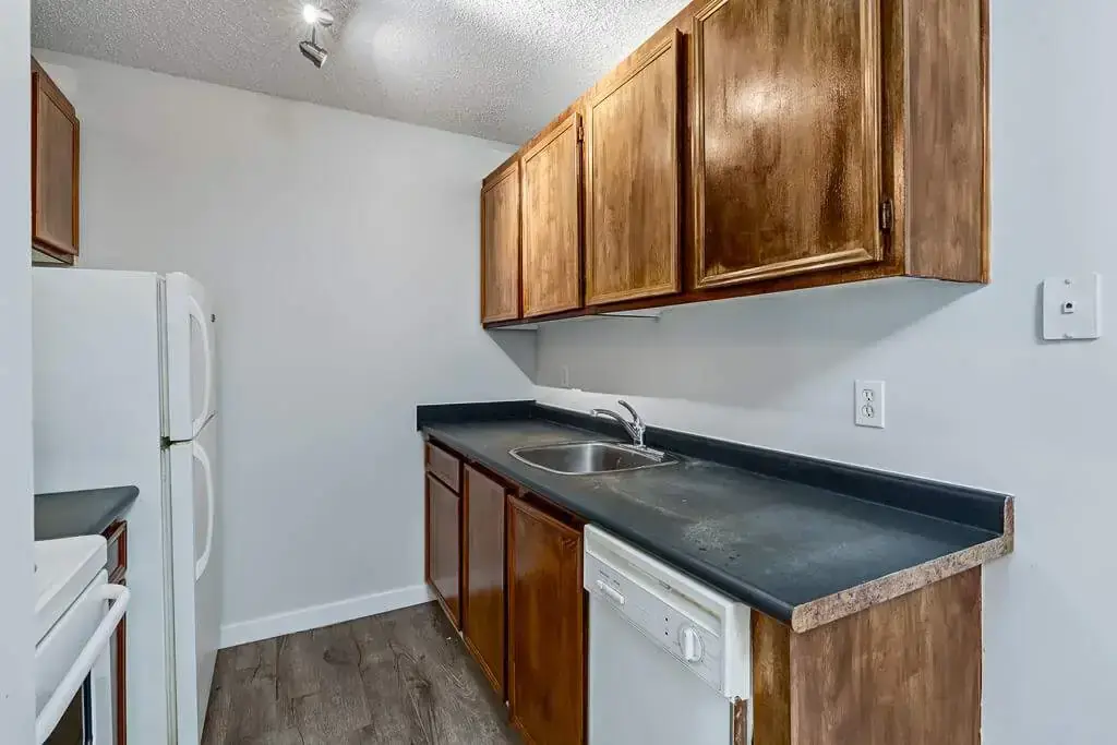 St. James Place - Photo 12