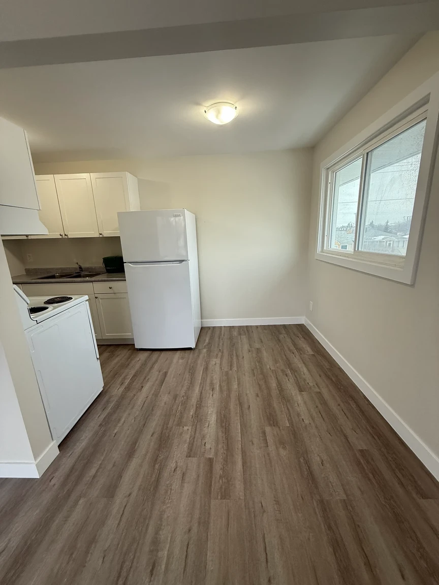 Fernwood Apartments - Photo 29