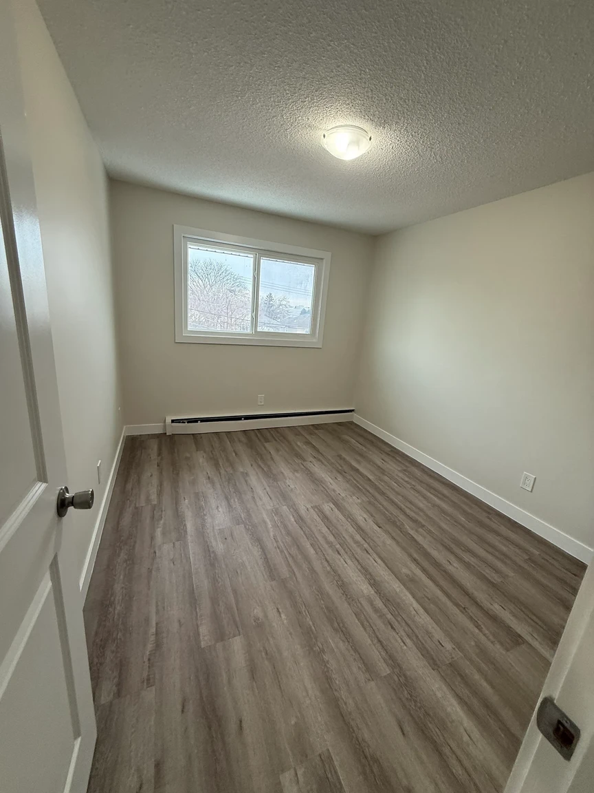 Fernwood Apartments - Photo 34
