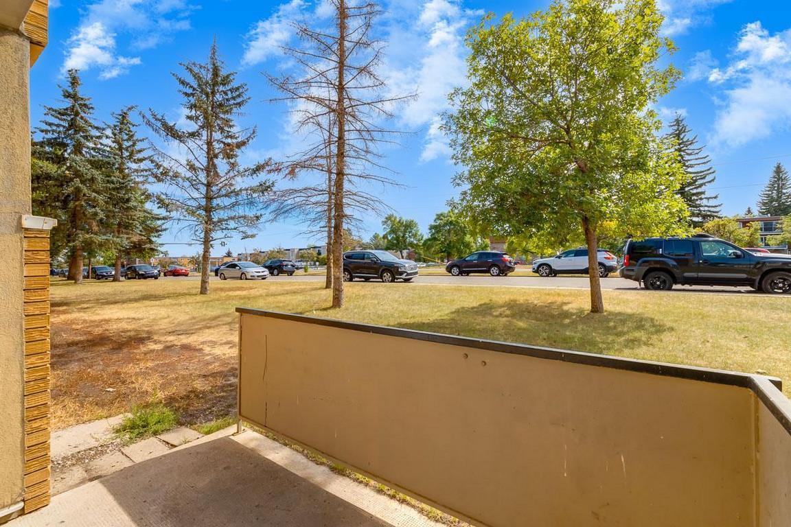 Hillsboro Place - Photo 47