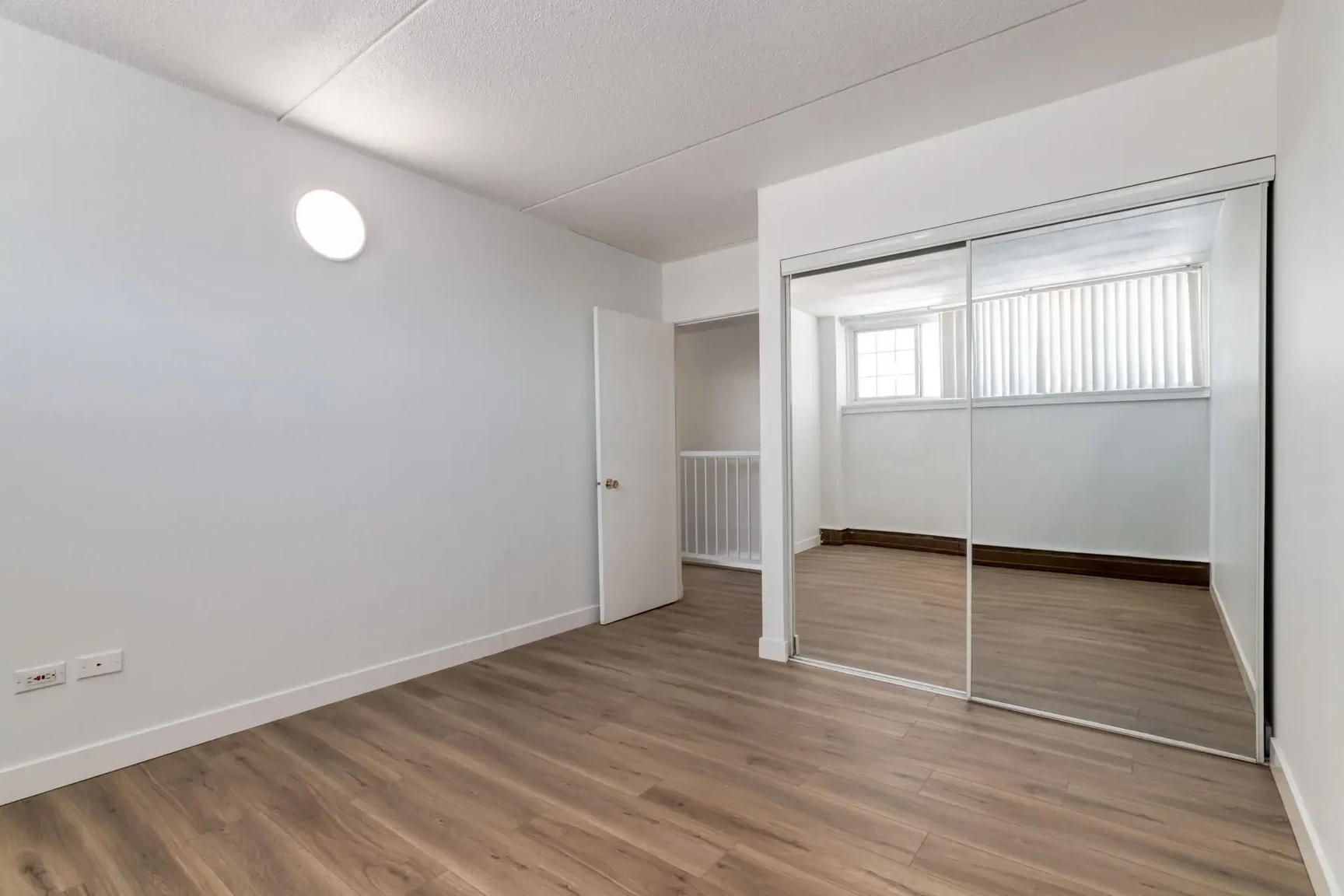 Hillsboro Place - Photo 45