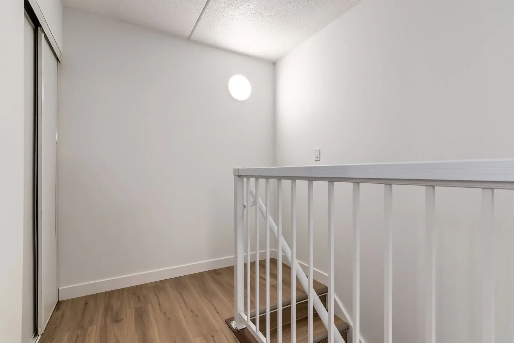Hillsboro Place - Photo 39