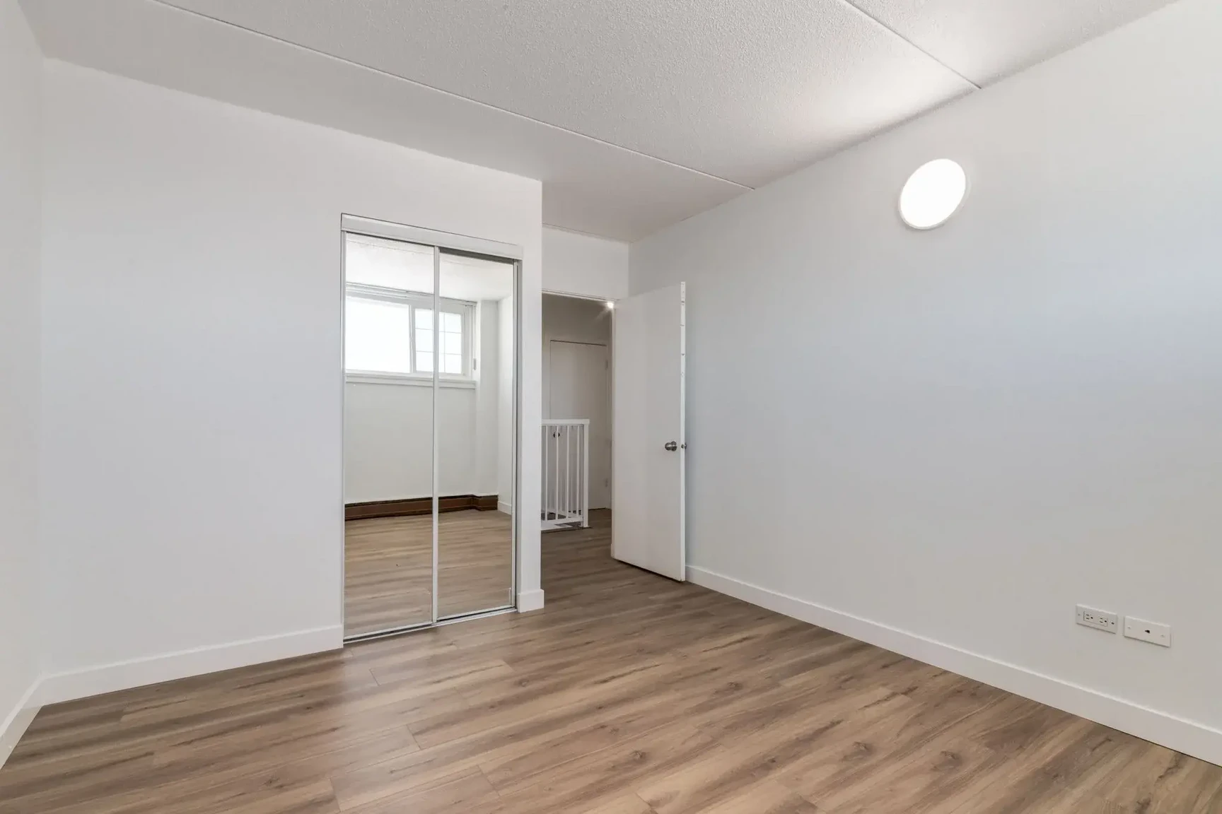 Hillsboro Place - Photo 41
