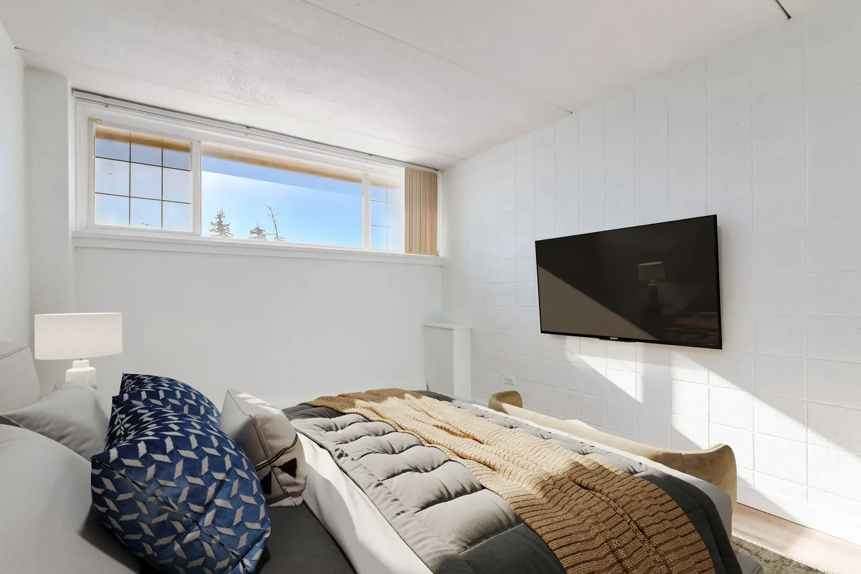 Hillsboro Place - Photo 3