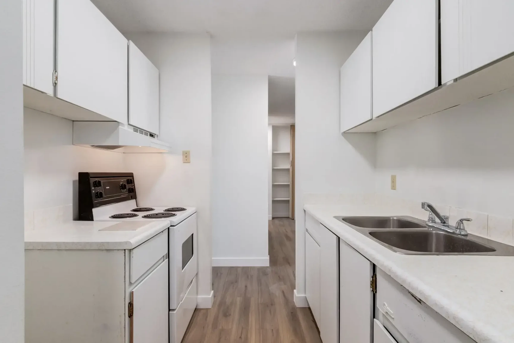 Westside Apartments - Photo 28