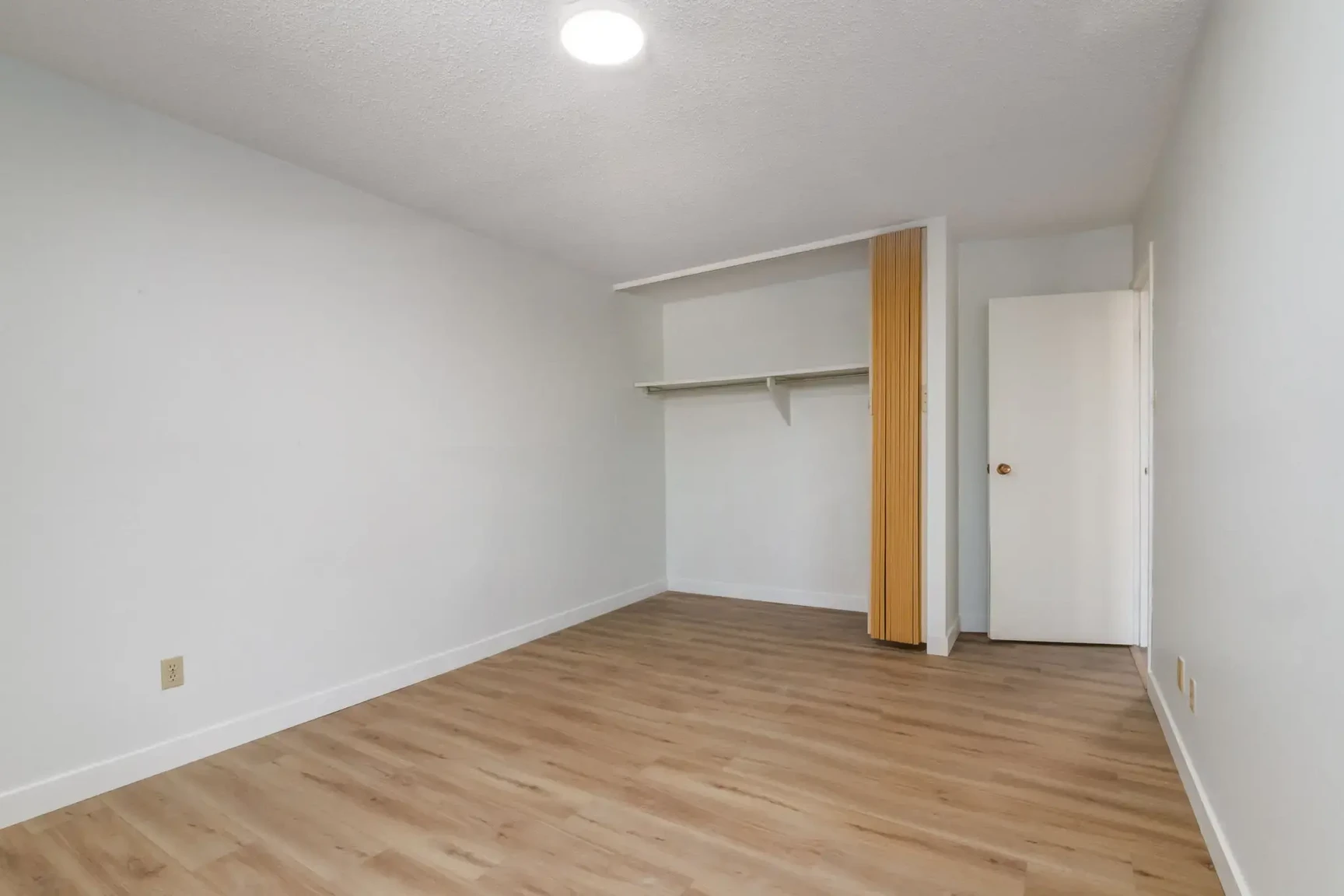 Westside Apartments - Photo 39