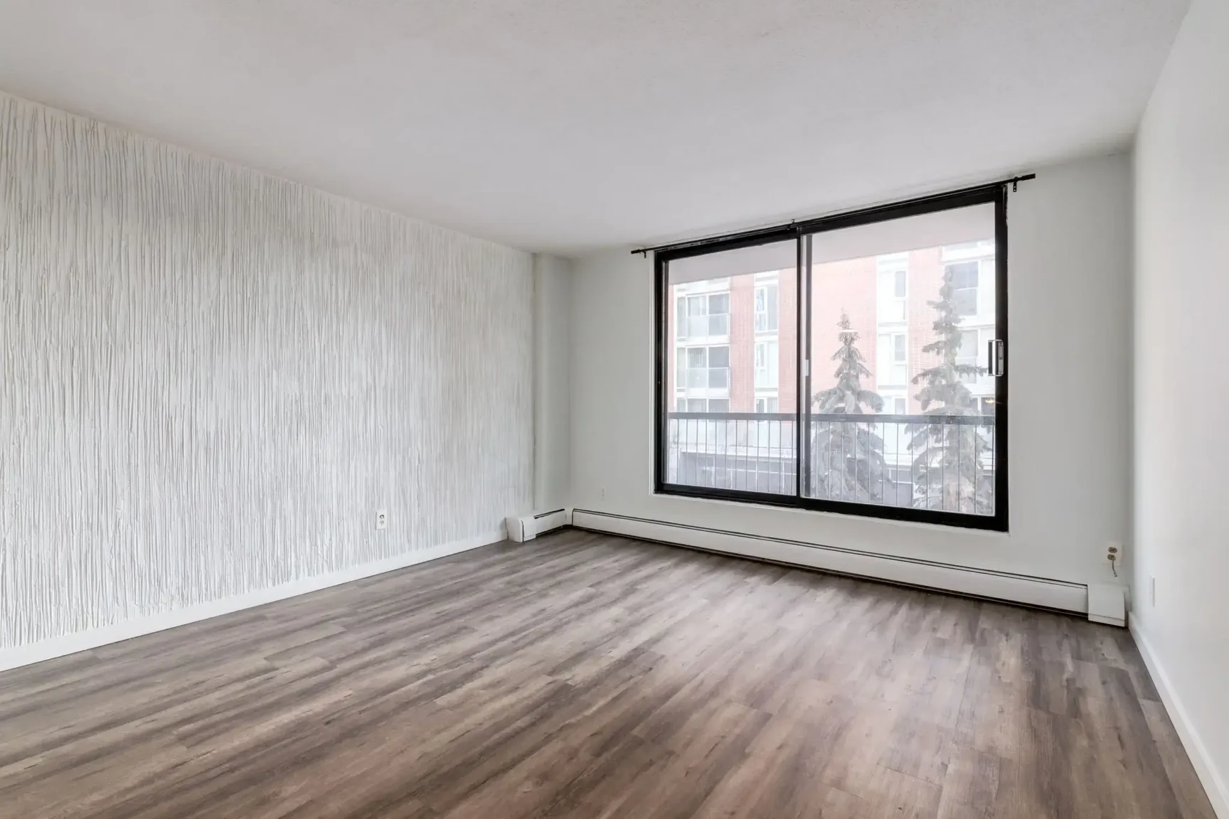 Westside Apartments - Photo 3