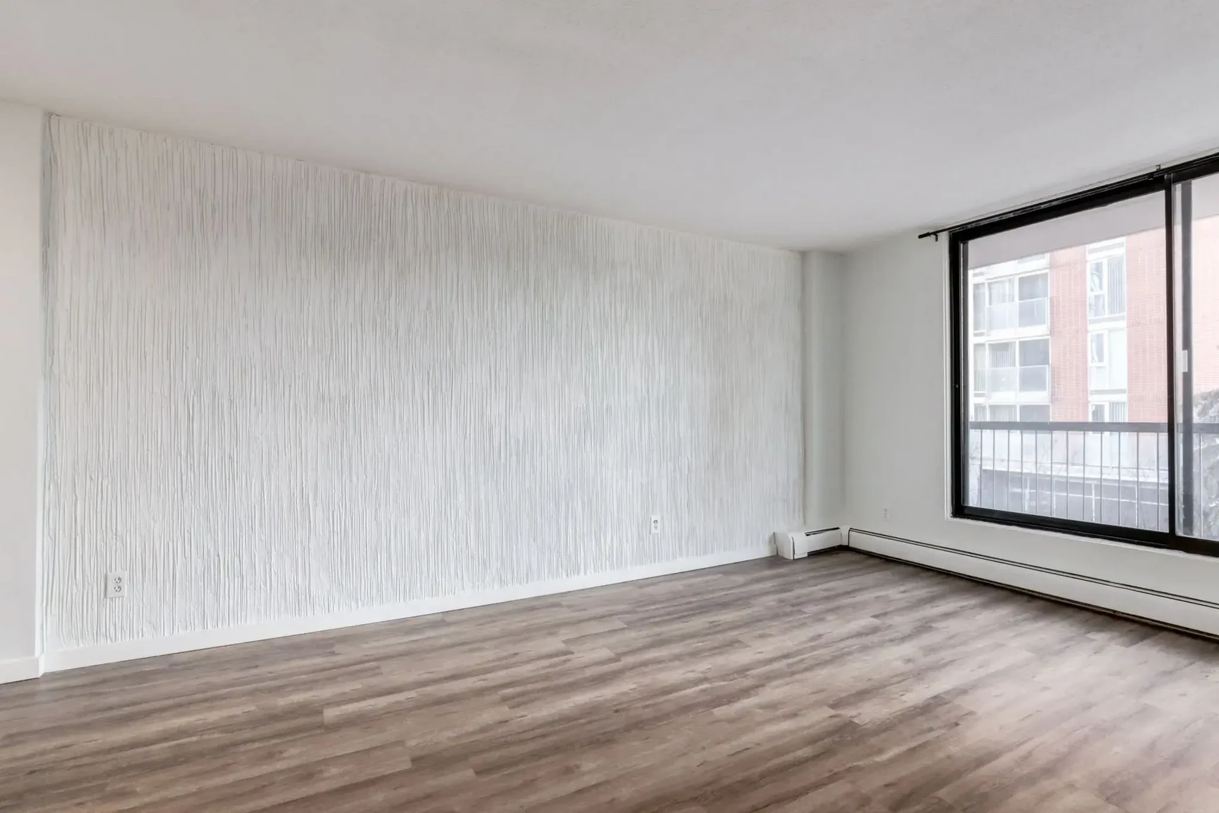 Westside Apartments - Photo 11