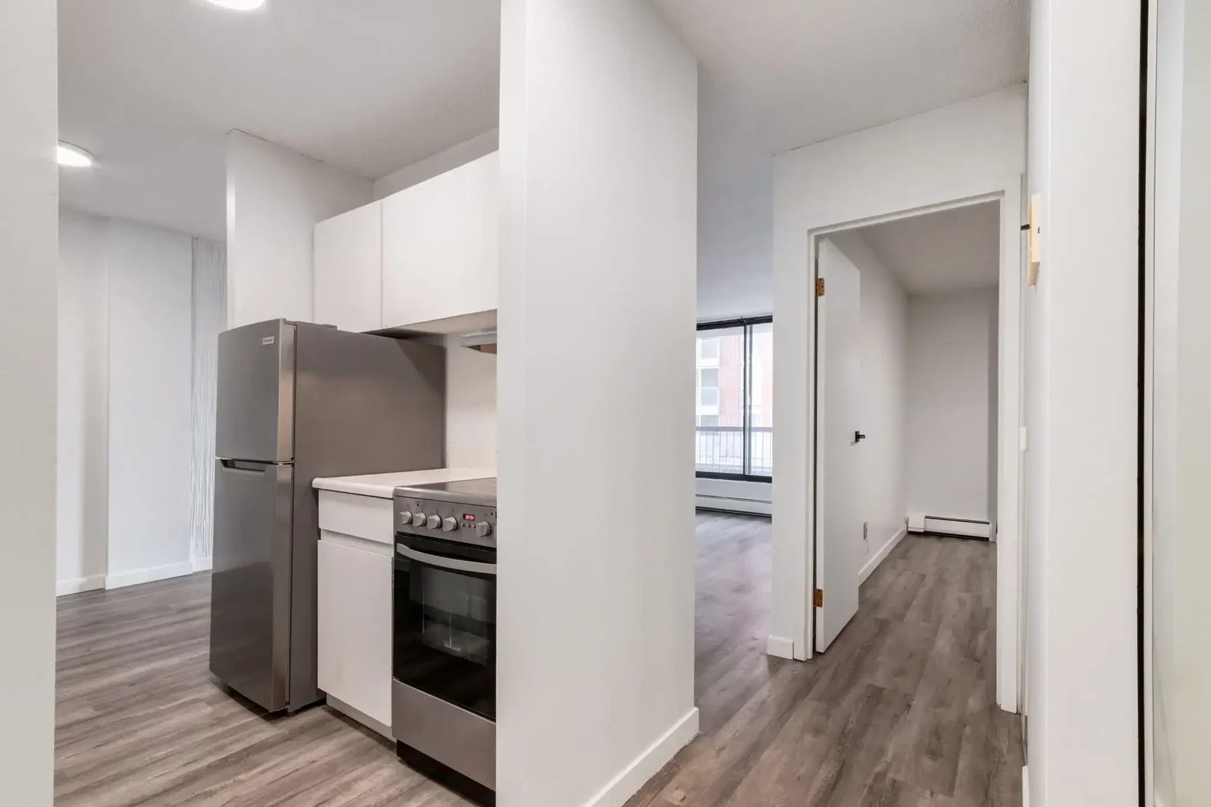 Westside Apartments - Photo 2