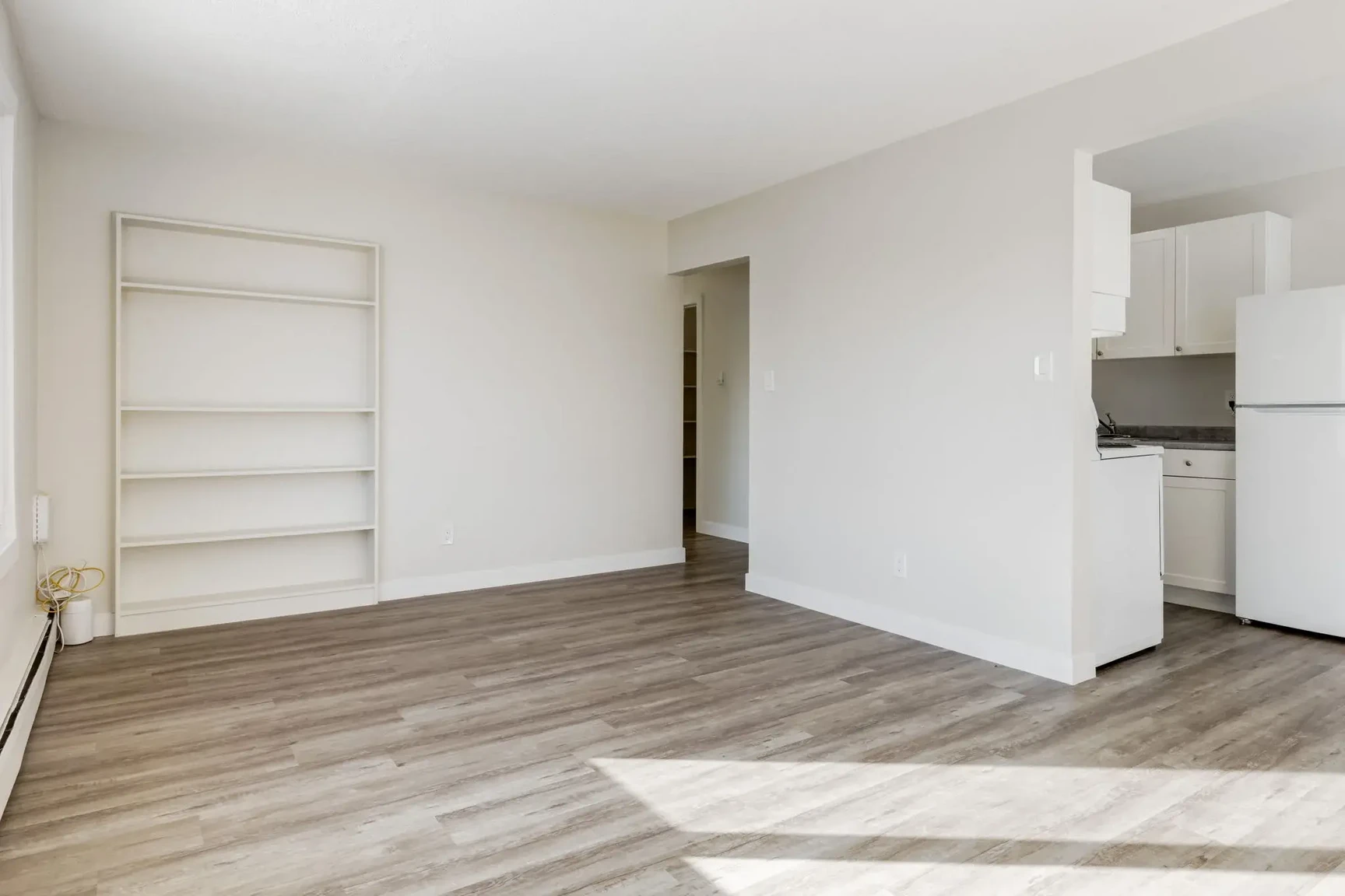 Fernwood Apartments - Photo 4