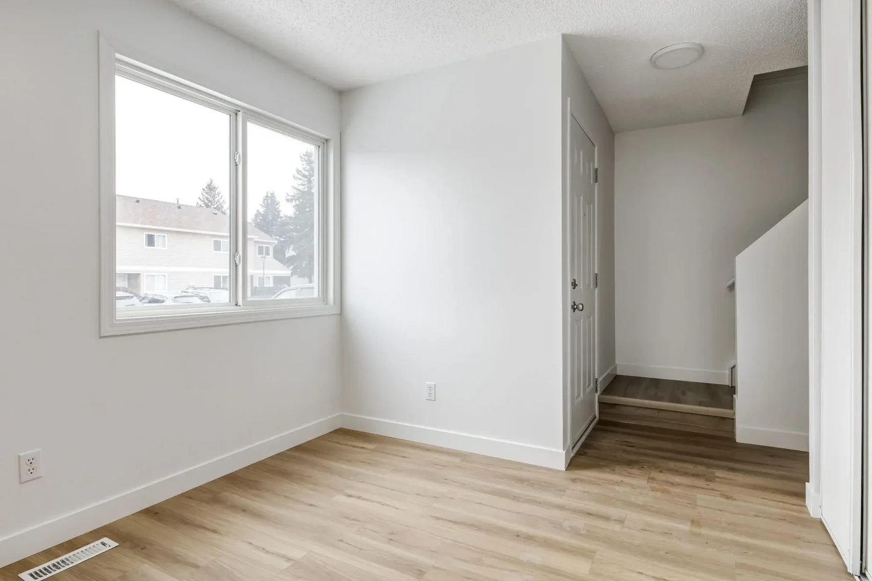 Hartford County Townhomes - Photo 6