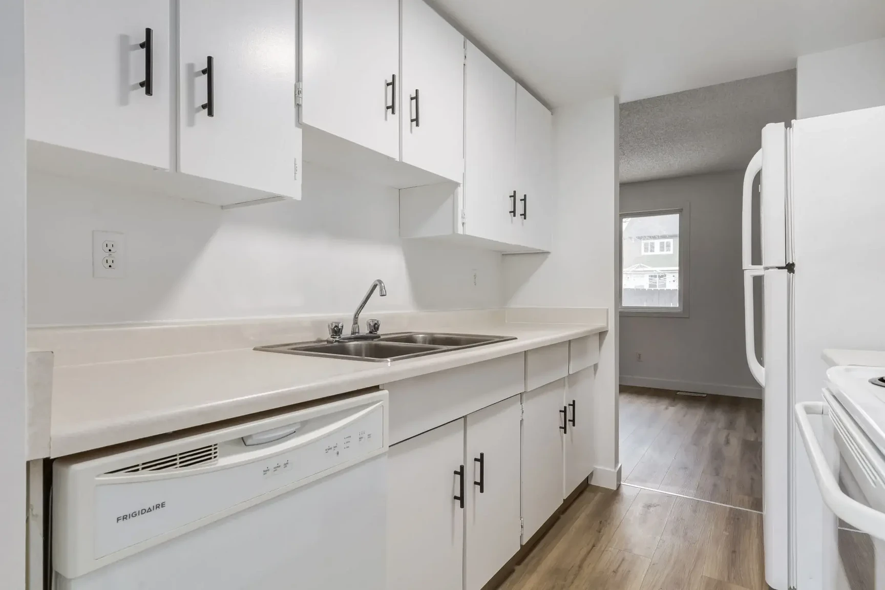 Hartford County Townhomes - Photo 11