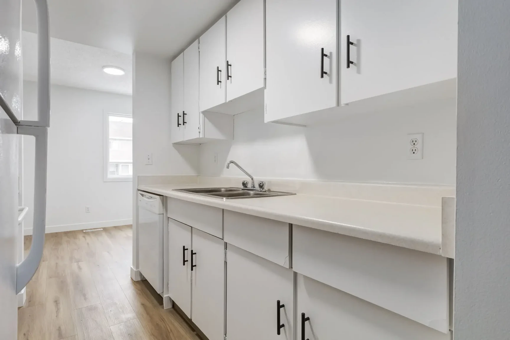 Hartford County Townhomes - Photo 13