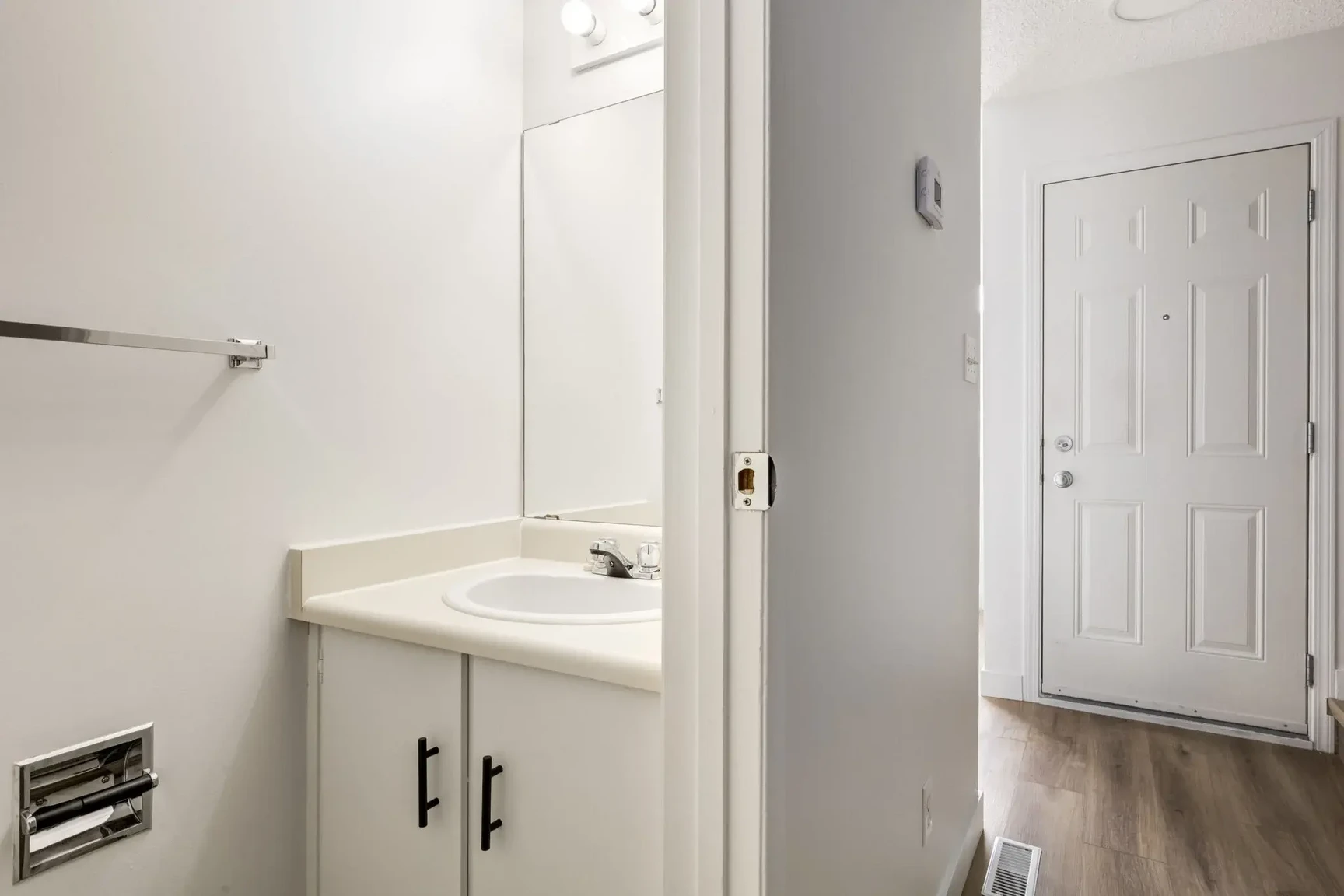 Hartford County Townhomes - Photo 14
