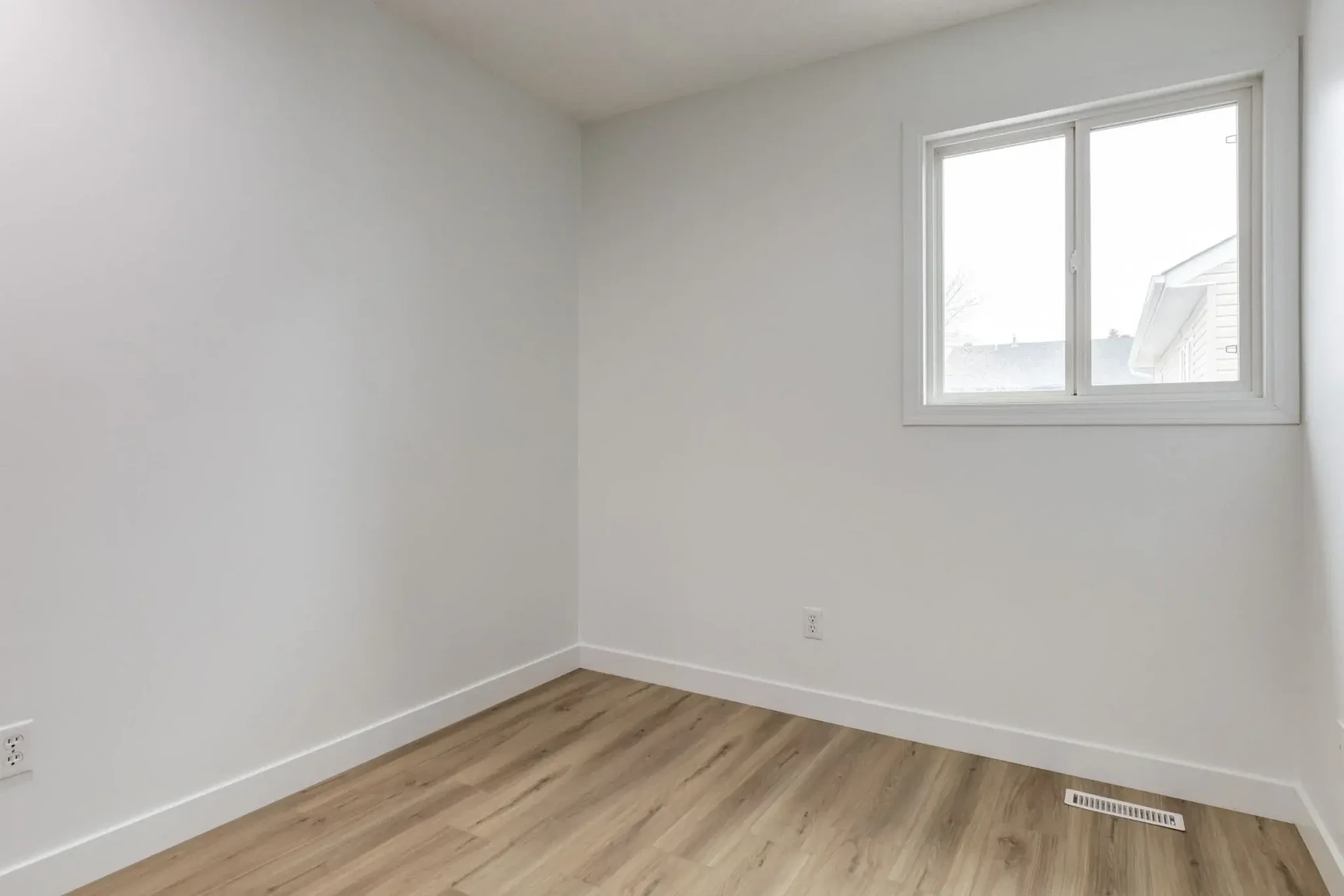 Hartford County Townhomes - Photo 18
