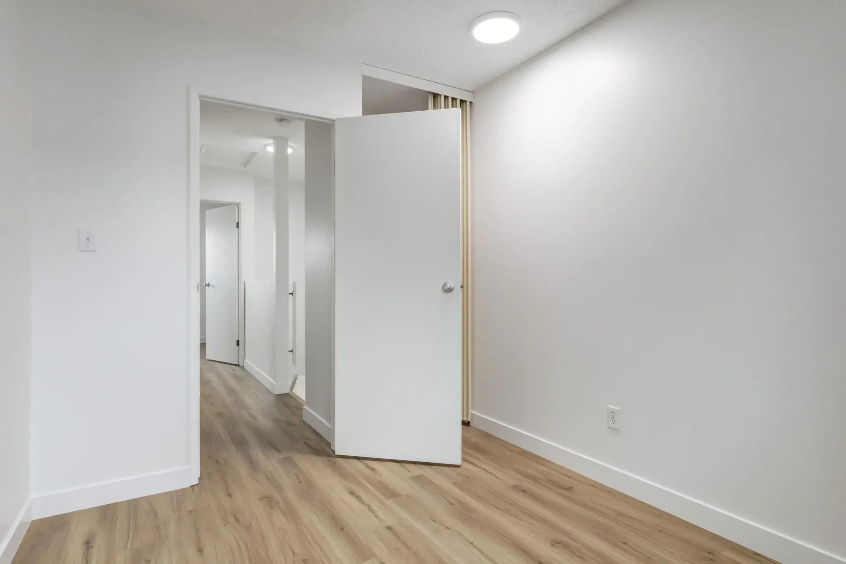 Hartford County Townhomes - Photo 17